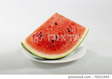 Watermelon cut into small pieces Watermelon cut into small pieces 76832944