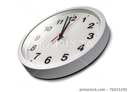 White clock 76833200