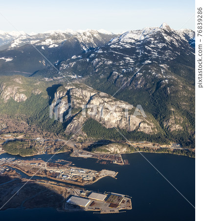 Aerial View from an Airplane of a small touristic town, Squamish 76839286