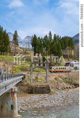 Spring Oito Line [at Shimosatose] 76840692