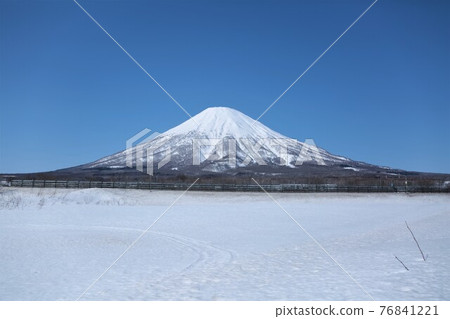 Mt Yotei in snow Mt Yotei in snow 76841221