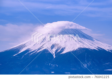 （山梨縣）雲上富士山之巔 76841225