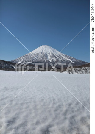Mt Yotei in snow 76841340