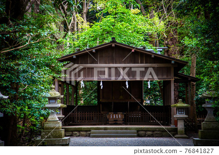 Tsureoka Hachimangu no Gotosha（鎌倉市Yukinoshita） 76841827