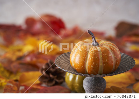 Halloween image and compote plate Halloween image and compote plate 76842871