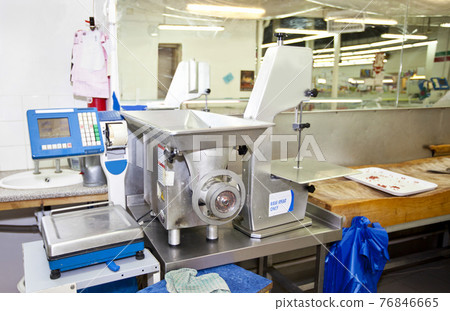 Weighing machine in grocery store 76846665