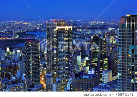 Osaka night view (from Umeda Sky Building) Osaka night view (from Umeda Sky Building) 76848171