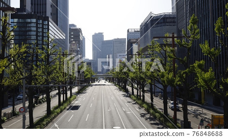 從名古屋市丸之內步行橋（日銀前十字路口）拍攝的名古屋站附近的摩天大樓 76848688