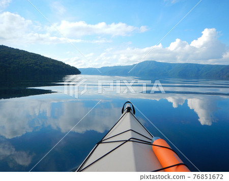 Kayaking at Lake Towada, Aomori Prefecture 76851672