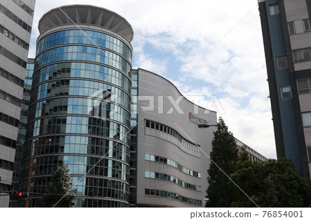 Osaka Prefectural Gender Equality Youth Center 76854001