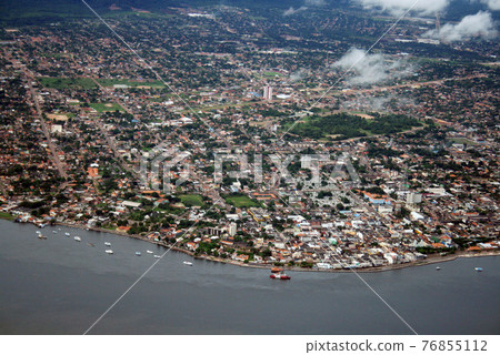 Aerial view of Santaren, a port city in northern Brazil 76855112