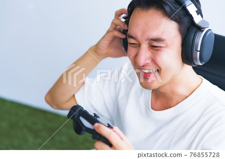 Esports game competition 76855728