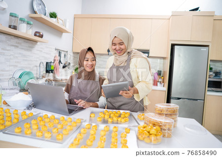 small muslim business owner selling homemade nastar cake from home small muslim business owner selling homemade nastar cake from home 76858490