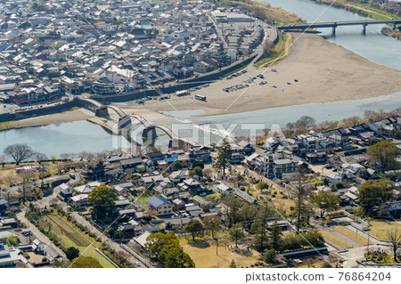View of Kintaikyo Bridge from Iwakuni Castle on the summit of Iwakuni City, Yamaguchi Prefecture 76864204