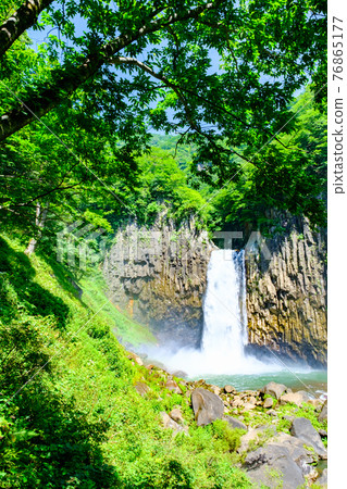 Naena Waterfall (Summer) Naena Waterfall (Summer) 76865177