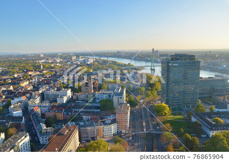 從三角全景天文台看到的科隆市 從三角全景天文台看到的科隆市 76865904