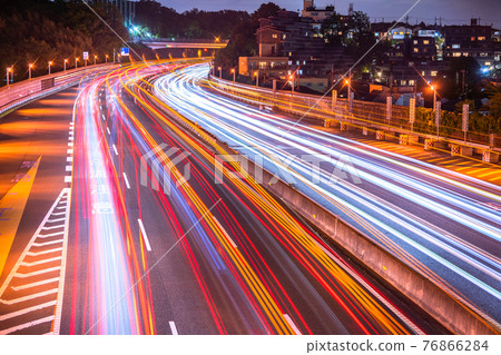 《Tokyo》 Traffic logistics image ・ Tomei Expressway 《Near Tokyo Interchange》 76866284