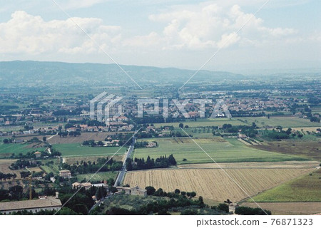Assisi 76871323