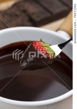 草莓巧克力火鍋 草莓巧克力火鍋 76871992
