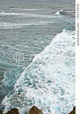 A spectacular spot on Miyakojima, Higashi Heian Nazaki 76874958