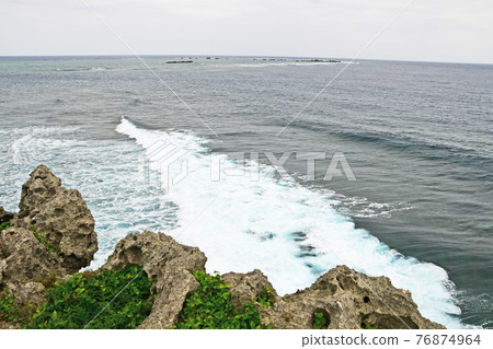 A spectacular spot on Miyakojima, Higashi Heian Nazaki 76874964