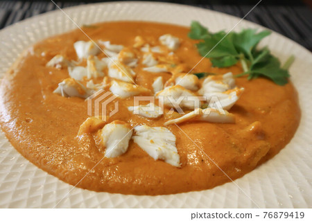 chilli crab ,Stir Fried Crab with Curry Powder 76879419