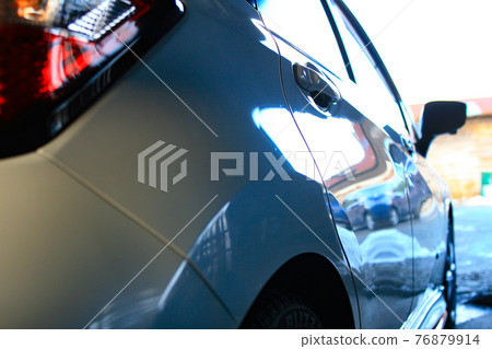 洗車後塗上蠟等塗層劑 76879914