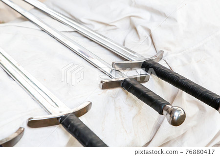 black sword handle silver knight weapon for war 76880417