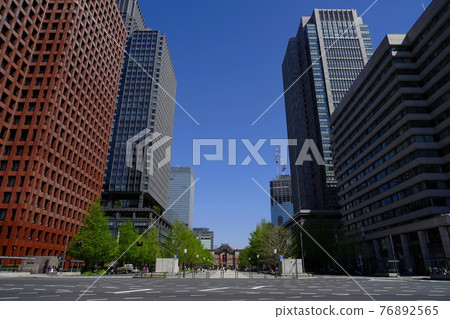April Chiyoda 80 Tokyo Station and Gyoko-dori 76892565