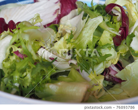 mixed leaf salad mixed leaf salad 76893786