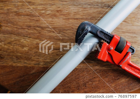 管鉗和管子 管鉗和管子 76897597