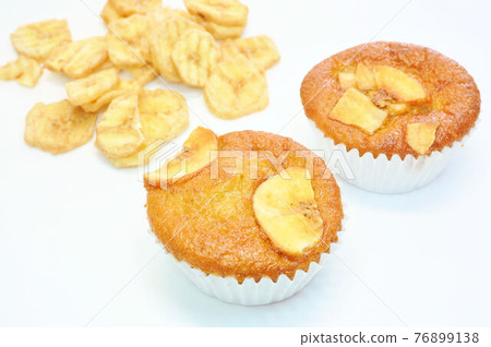 Banana Muffin 76899138