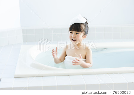 Girl child shampoo Girl child shampoo 76900053