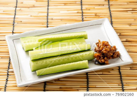 Morokyu. A snack to eat with moromi miso on a cucumber. 76902160