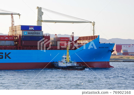 A new container ship that arrives at Osaka Port after the first voyage A new container ship that arrives at Osaka Port after the first voyage 76902168