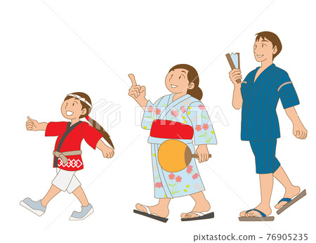 Family enjoying the festival in yukata and happi coat 76905235