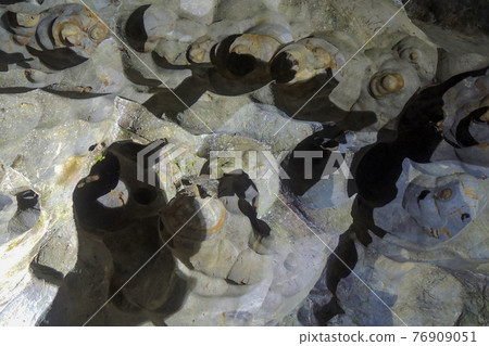 Inazumi underwater cave Inazumi underwater cave 76909051