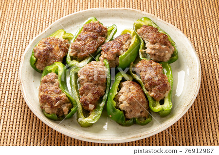 釀辣椒。 76912987