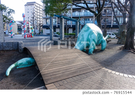 品川區兒童森林公園恐龍模型（Abatosaur） 76915544