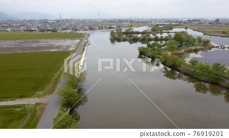 View from the vicinity of Gozo River, Kaizu City, Gifu Prefecture Drone aerial view 76919201