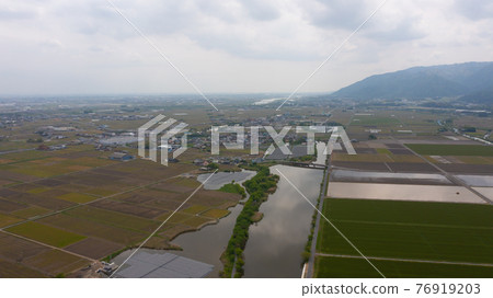 View from the vicinity of Gozo River, Kaizu City, Gifu Prefecture Drone aerial view 76919203