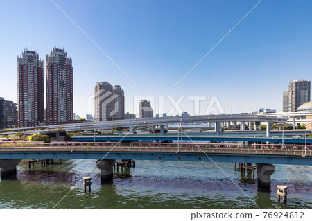 (東京都市風景)從台場夢之橋11看到的風景 (東京都市風景)從台場夢之橋11看到的風景 76924812