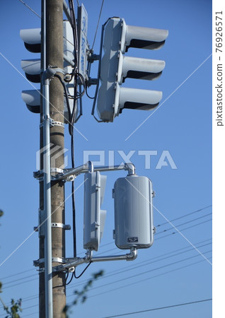Utility poles / traffic lights (Sado Island / Sado City, Niigata Prefecture) Utility poles / traffic lights (Sado Island / Sado City, Niigata Prefecture) 76926571