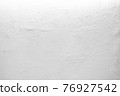 White wall 76927542