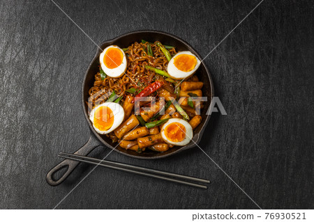 Ratoppogi 韓國料理 Tteokbokki 韓國料理 76930521