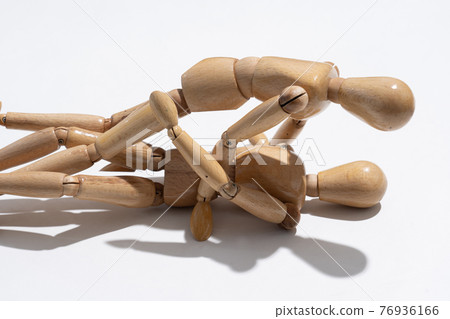 Wooden dolls 76936166