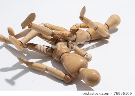 Wooden dolls 76936169