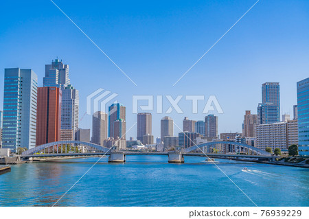Cityscape of Japan Skyscrapers from Tsukiji Ohashi to Akashicho and Tsukishima 76939229