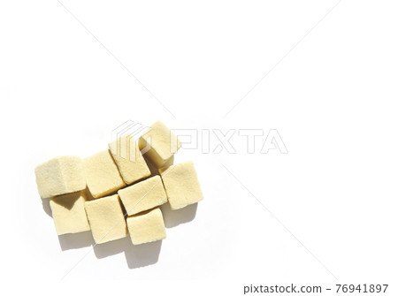 冷凍豆腐健康成分高野豆腐 76941897