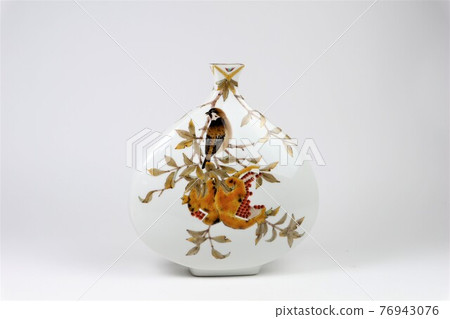 Kutani ware Pomegranate sparrow sentence jar antique vase 76943076